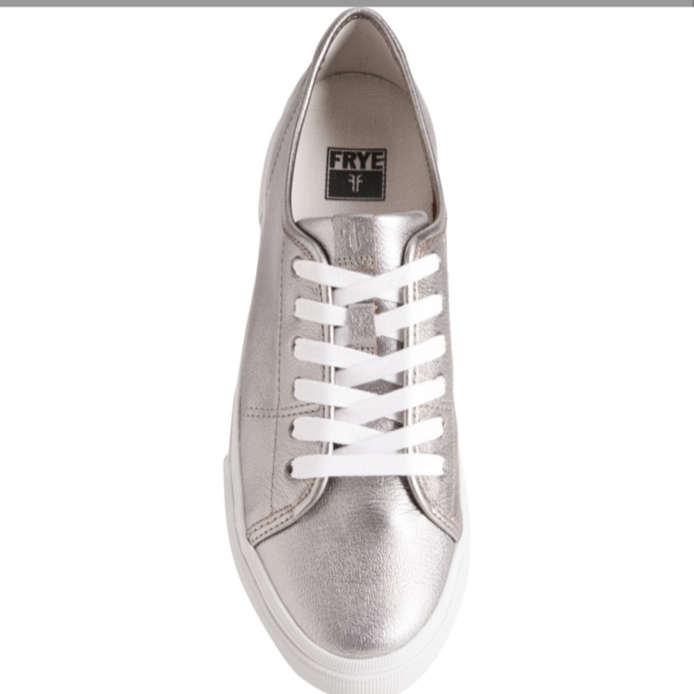 Frye “Gia” women’s low lace sneaker. NWT. No box